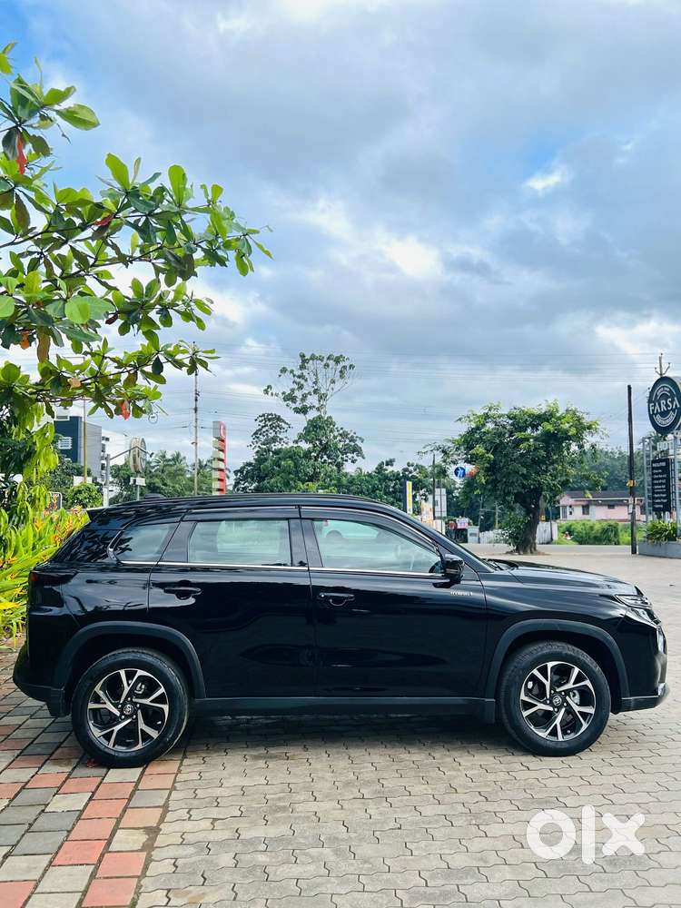 Toyota Urban Cruiser Hyryder 1.5 V Hybrid, 2023, Petrol