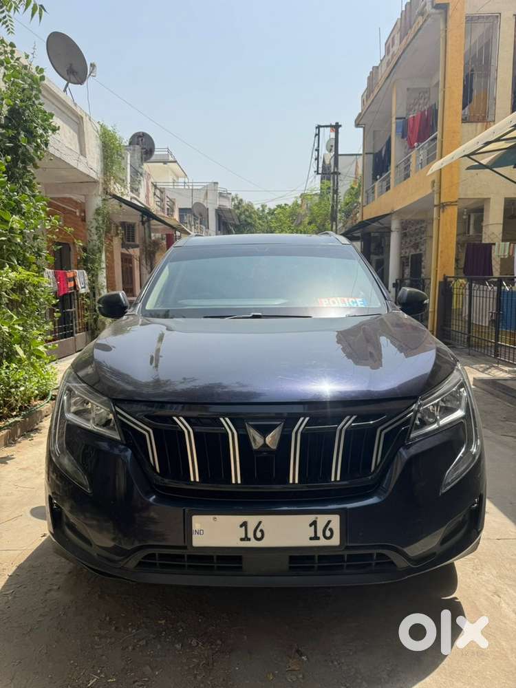 Mahindra Xuv700 2022 Petrol Well Maintained
