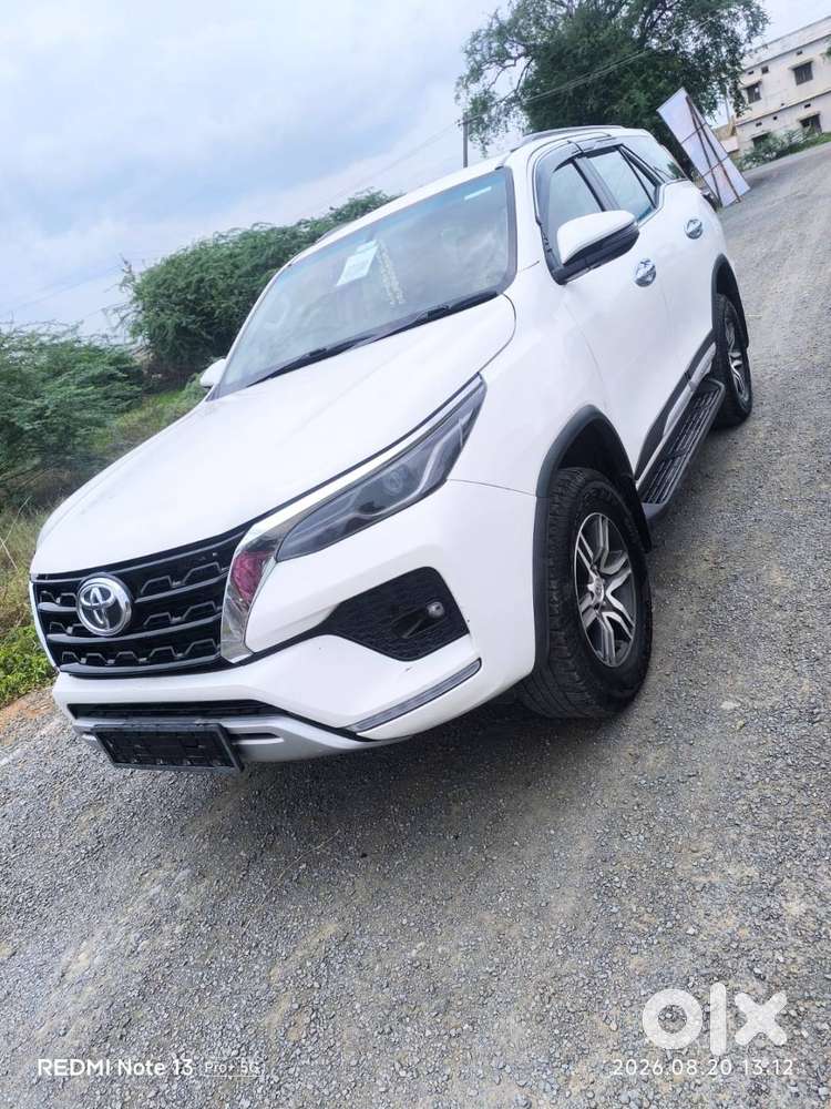 Toyota Fortuner 2023 Diesel