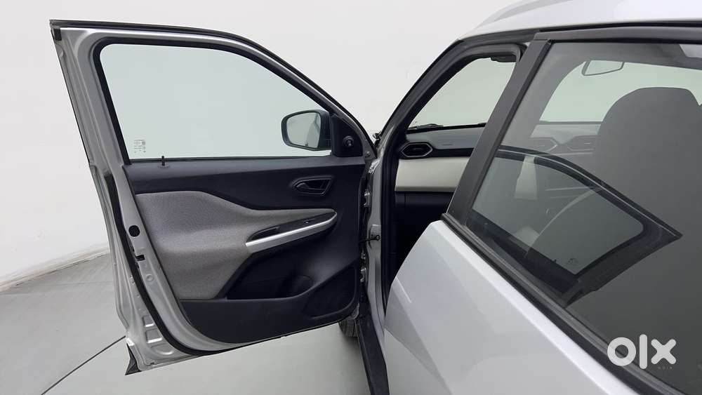 Nissan Magnite 1.0 Xe, 2022, Petrol