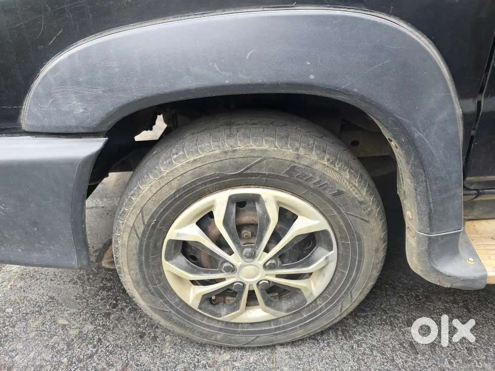 Toyota Qualis 2004 Diesel 398567 Km Driven