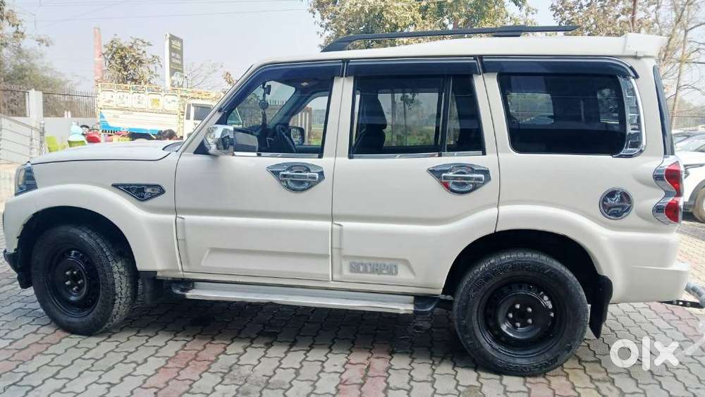 Mahindra Scorpio
