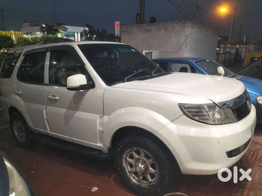 Tata Safari Storme Lx, 2013, Diesel