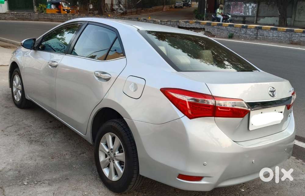 Toyota Corolla Altis 2013-2017 D-4d G, 2015, Diesel