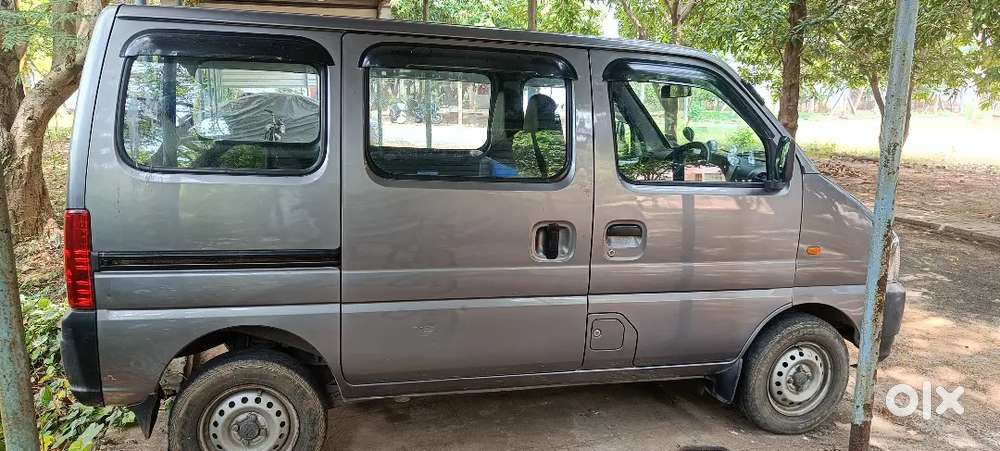 Maruti Suzuki Eeco 2023 Petrol Well Maintained