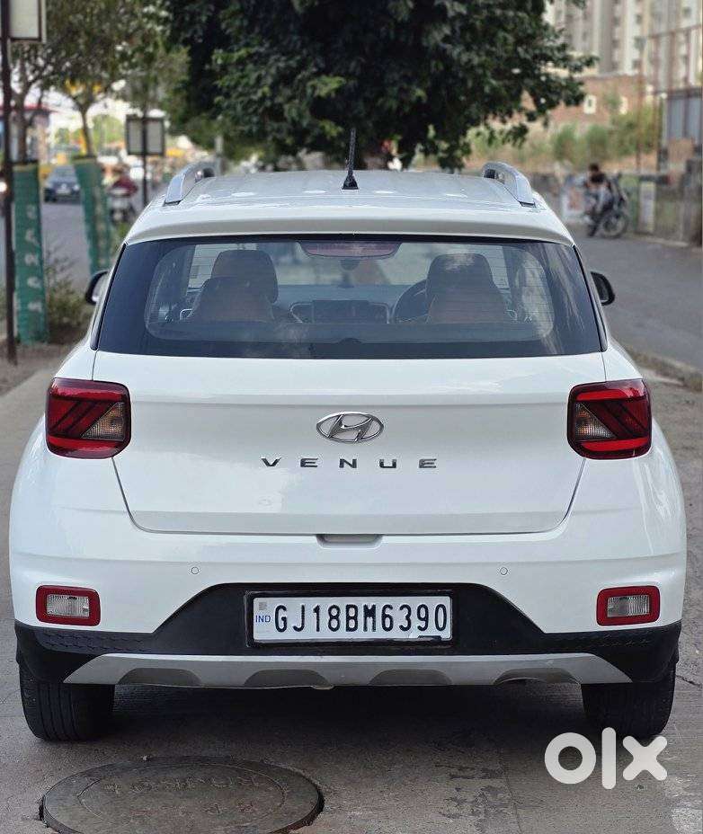 Hyundai Venue S Mt 1.2 Kappa, 2020, Cng & Hybrids