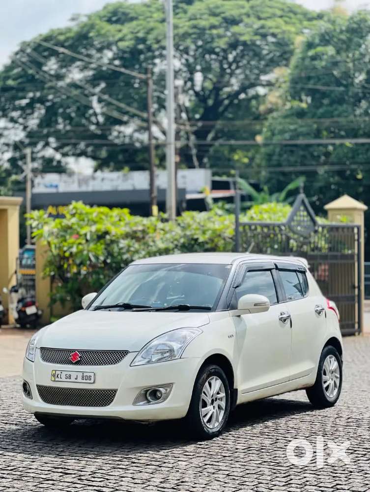Maruti Suzuki Swift Zxi 2012