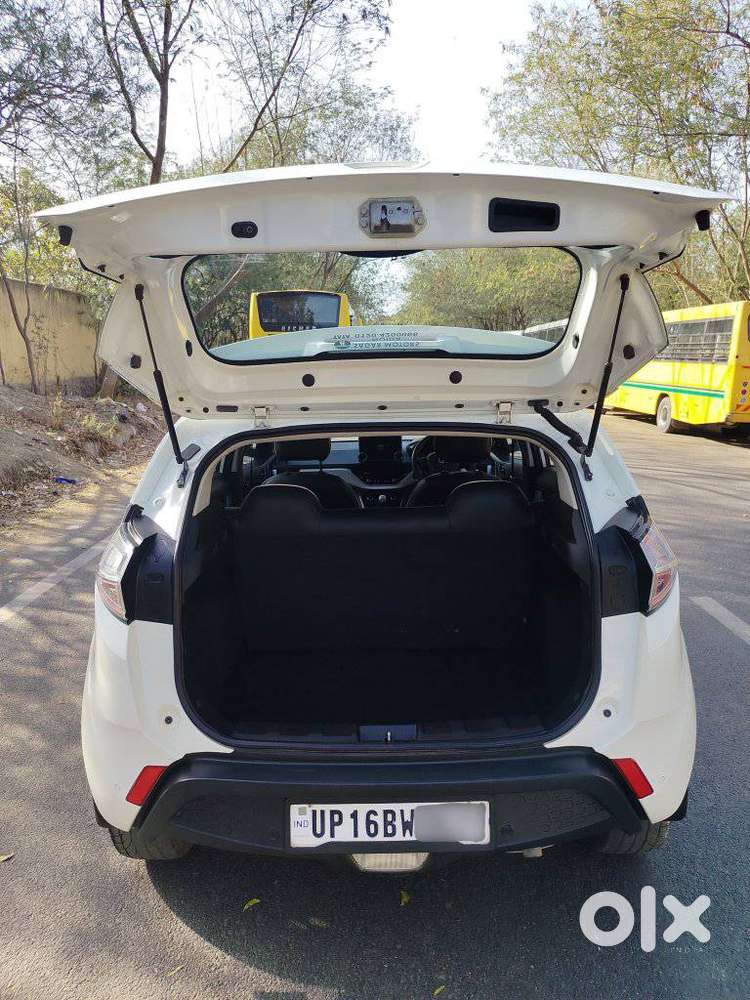 Tata Nexon Creative Plus S 1.2 Revotron Petrol 6 Mt, 2018, Petrol