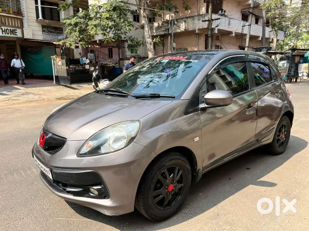 Honda Brio 2013 Petrol Well Maintained