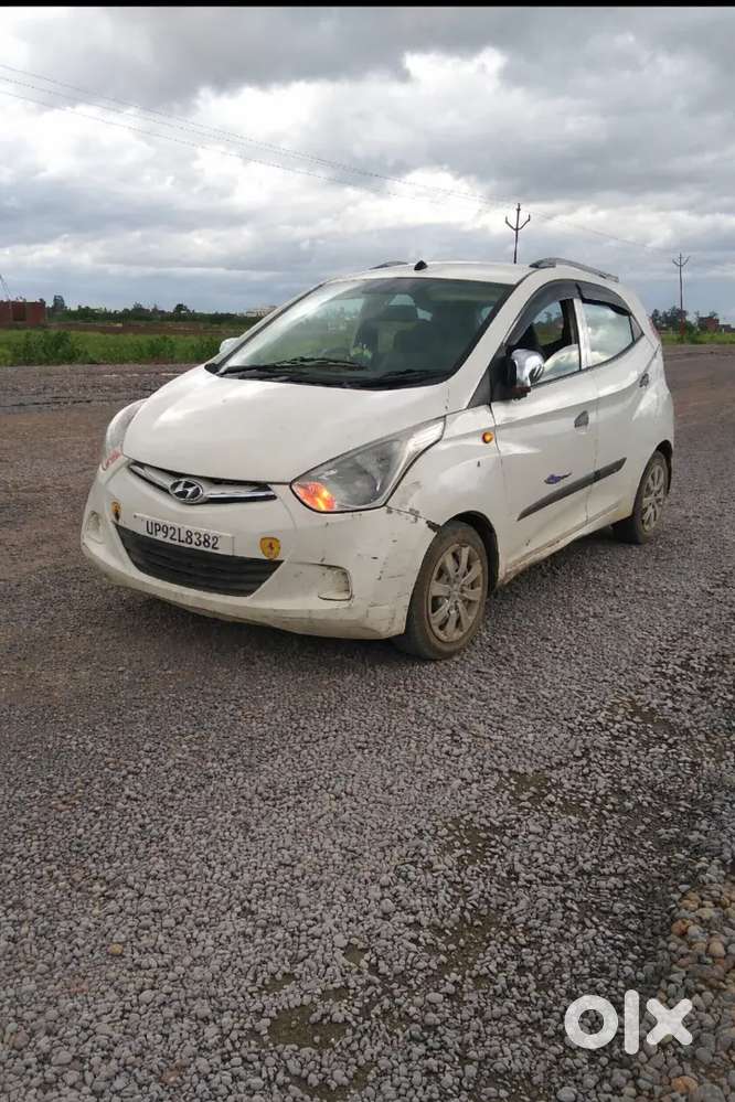 Hyundai Eon 2012 Lpg 80000 Km Driven