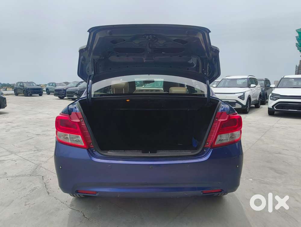 Maruti Suzuki Dzire 1.2 Zxi Amt, 2017, Petrol
