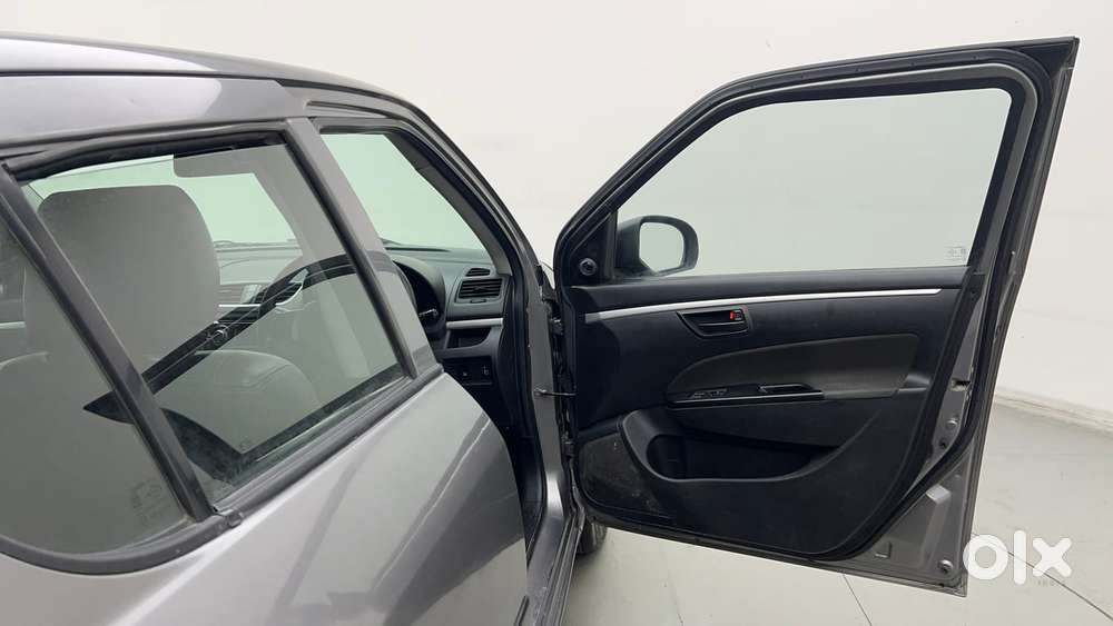 Maruti Suzuki Swift 1.3 Lxi, 2015, Petrol