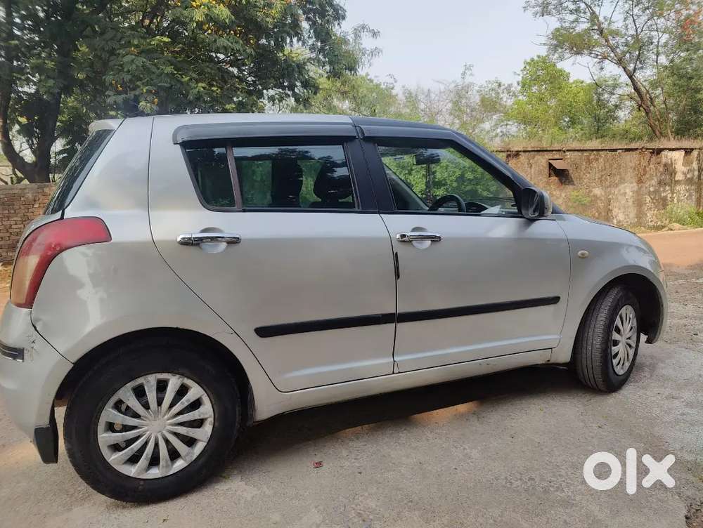 Maruti Suzuki Swift 2011 Petrol Good Condition