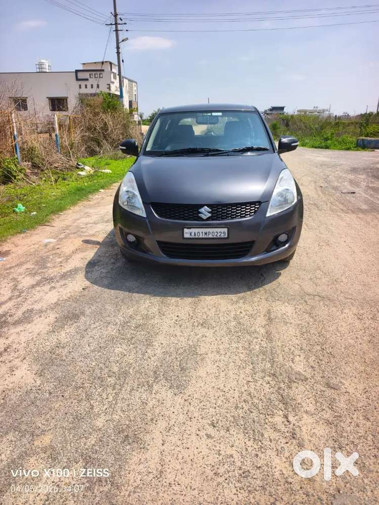 Maruti Suzuki Swift 2016 Petrol 107000 Km Driven