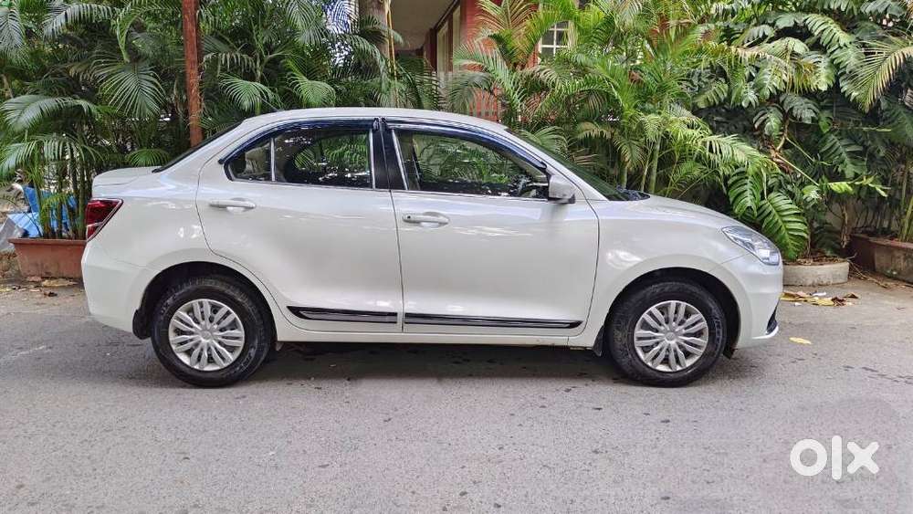 Maruti Suzuki Dzire 1.2 Vxi, 2022, Petrol