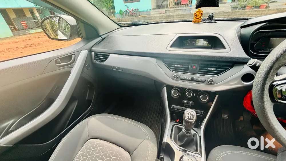 Tata Nexon Car പണയം കൊടുക്കപ്പെടും രണ്ടു വർഷത്തേക്ക് ആവശ്യക്കാർ Call