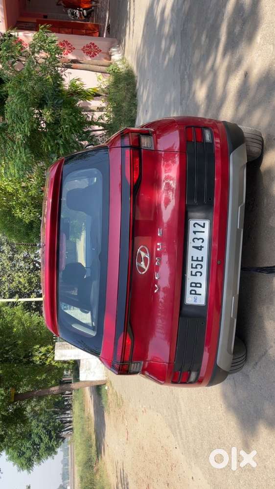 2023 Hyundai Venue Petrol Mt Ready