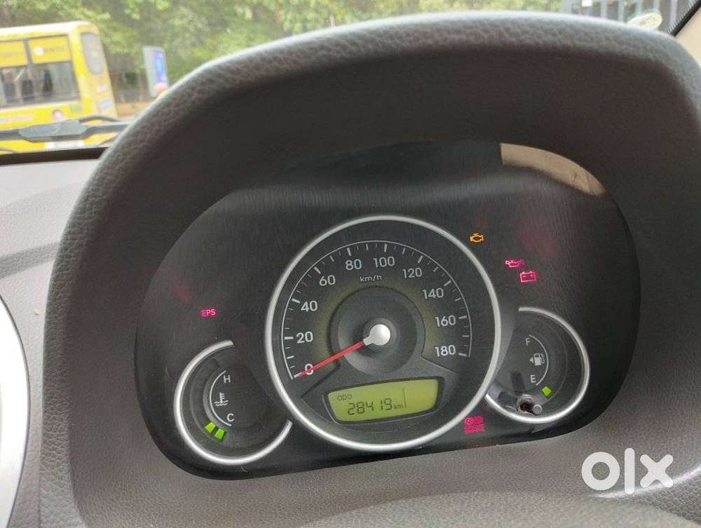 Hyundai Eon Magna +, 2011, Petrol