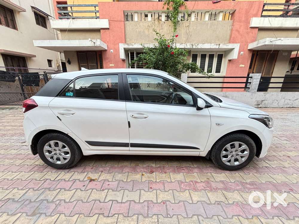 2014 Hyundai Elite I20 Magna