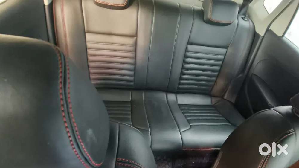 Volkswagen Polo 2015 Petrol 40000 Km Driven