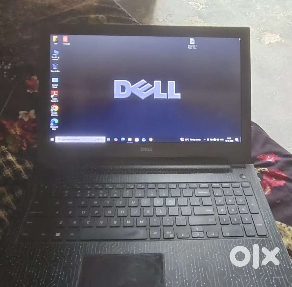 Dell i3 3d generation 15.5inche ful display