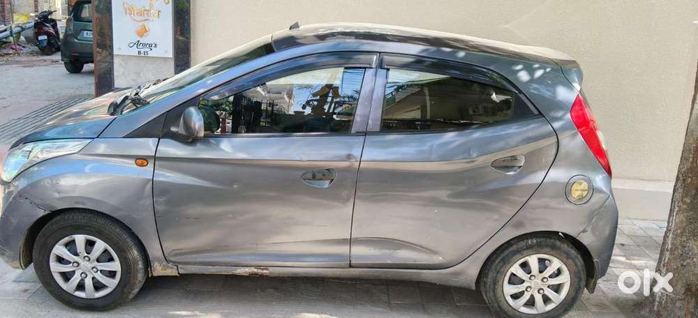 Hyundai Eon 2012 Petrol 75700 Km Driven
