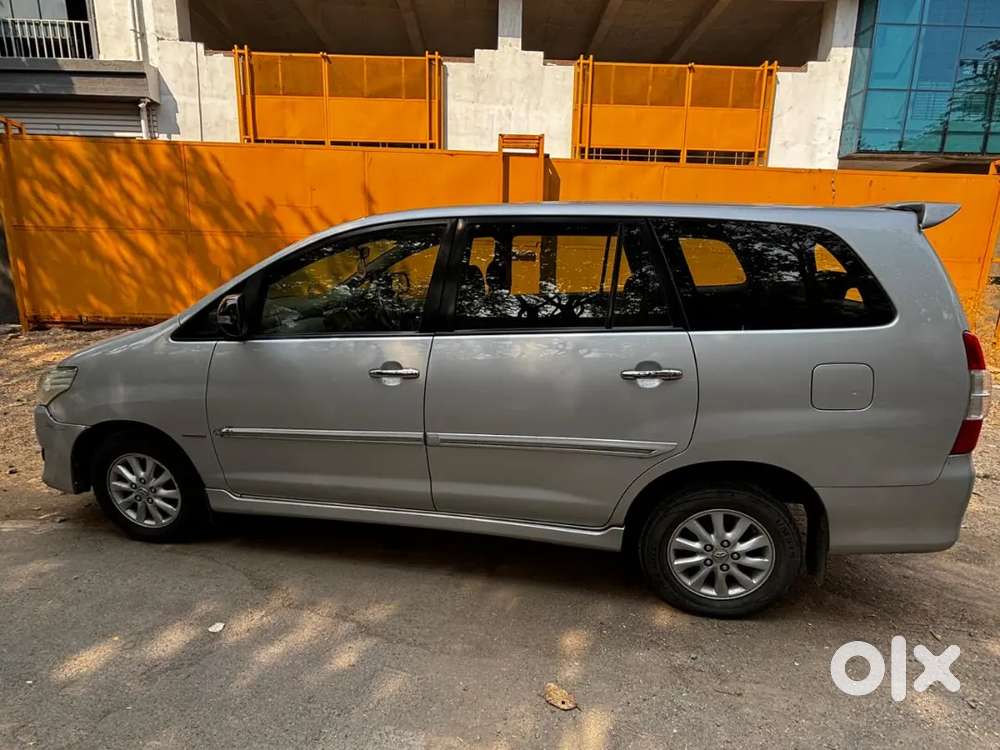 Toyota Innova 2012 Diesel 96000 Km Driven Vip Number