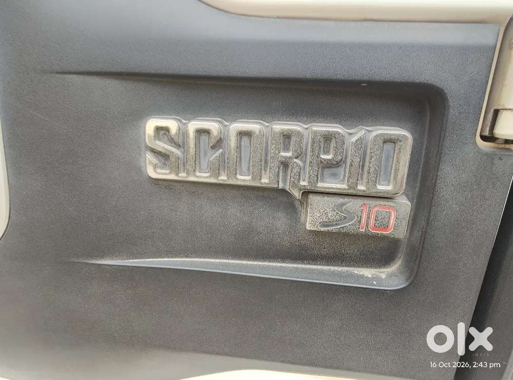 Mahindra Scorpio 2.2 S10 Diesel 2015