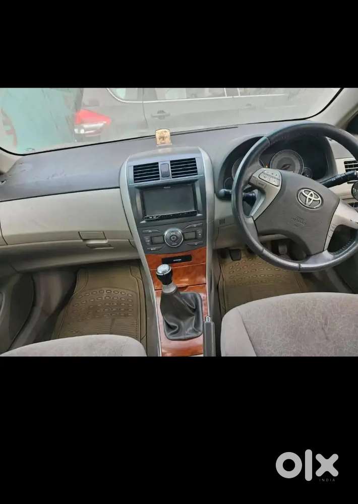 Toyota Corolla Altis 2010 Petrol Well Maintained