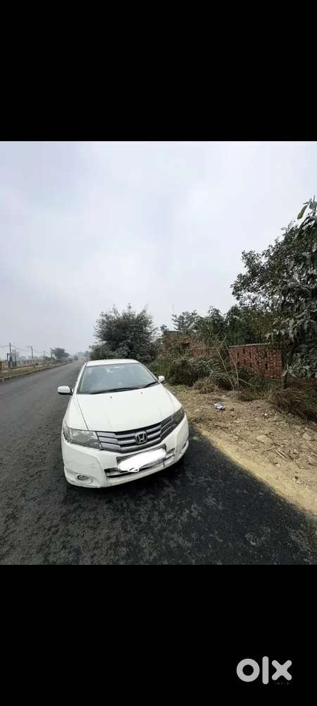 Honda City Petrol+cng Mt 2010 Up21