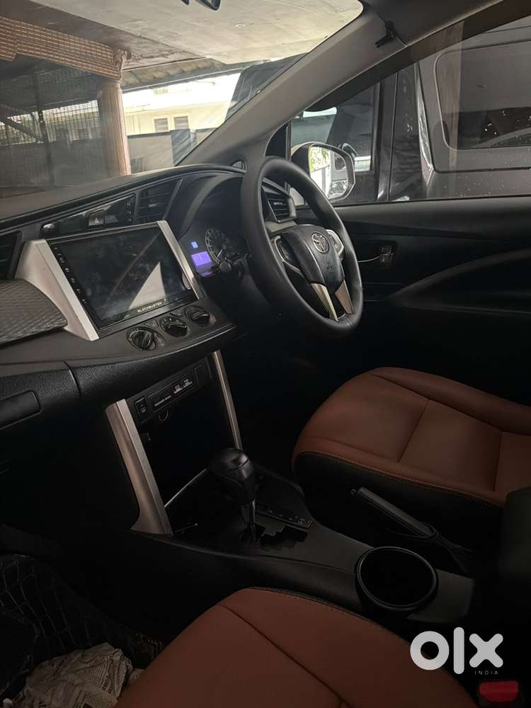 Toyota Innova Crysta 2018