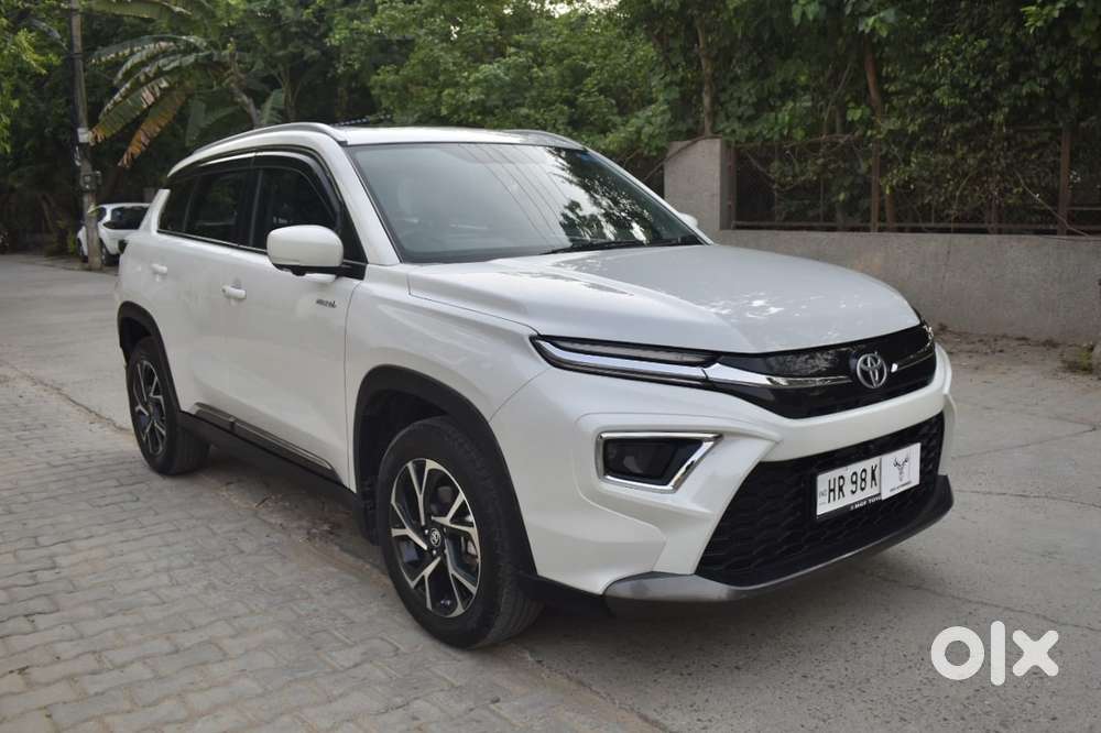 Toyota Urban Cruiser Hyryder 1.5 V Hybrid, 2023, Petrol