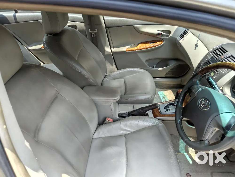Toyota Corolla Altis 2009 Model Automatic V