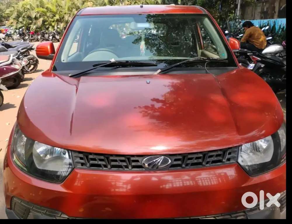 Mahindra Kuv 100 2016 Petrol Good Condition