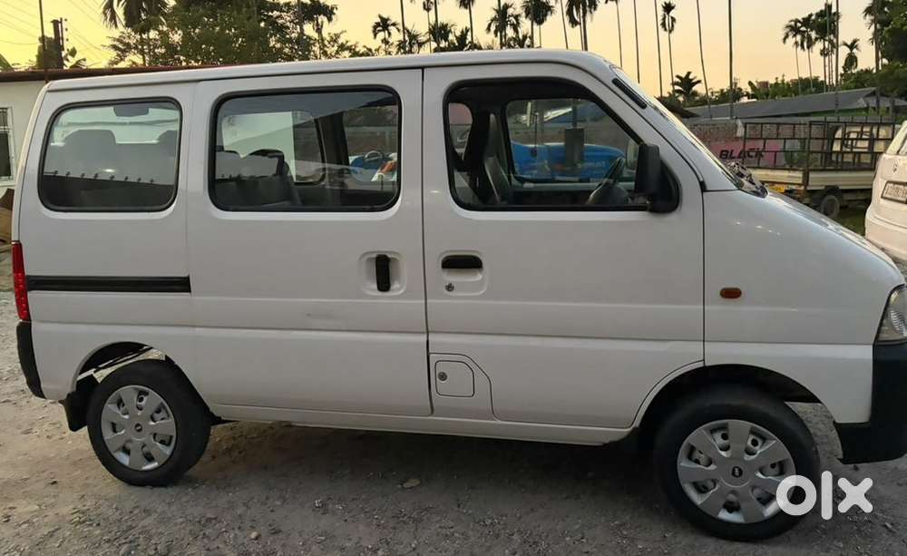 2024 Maruti Suzuki Eeco Petrol Manual