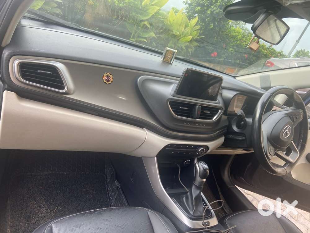 Tata Altroz Petrol 2022 Automatic Dca