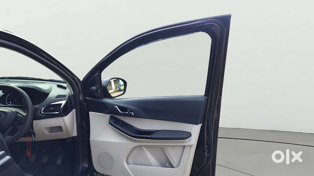 Tata Tiago 1.2 Revotron Xz Plus, 2022, Petrol