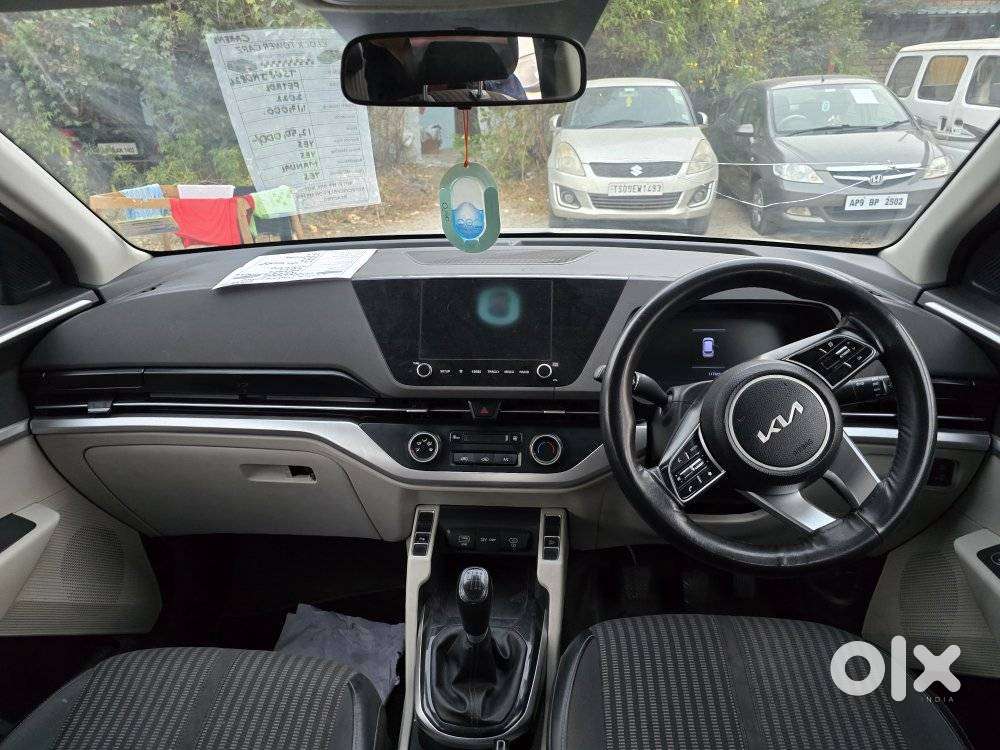 Kia Carens 1.5 Prestige 7 Str, 2022, Petrol