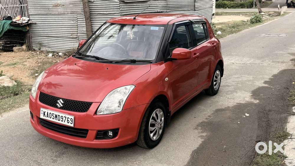 Maruti Suzuki Swift Vxi Optional, 2006, Petrol