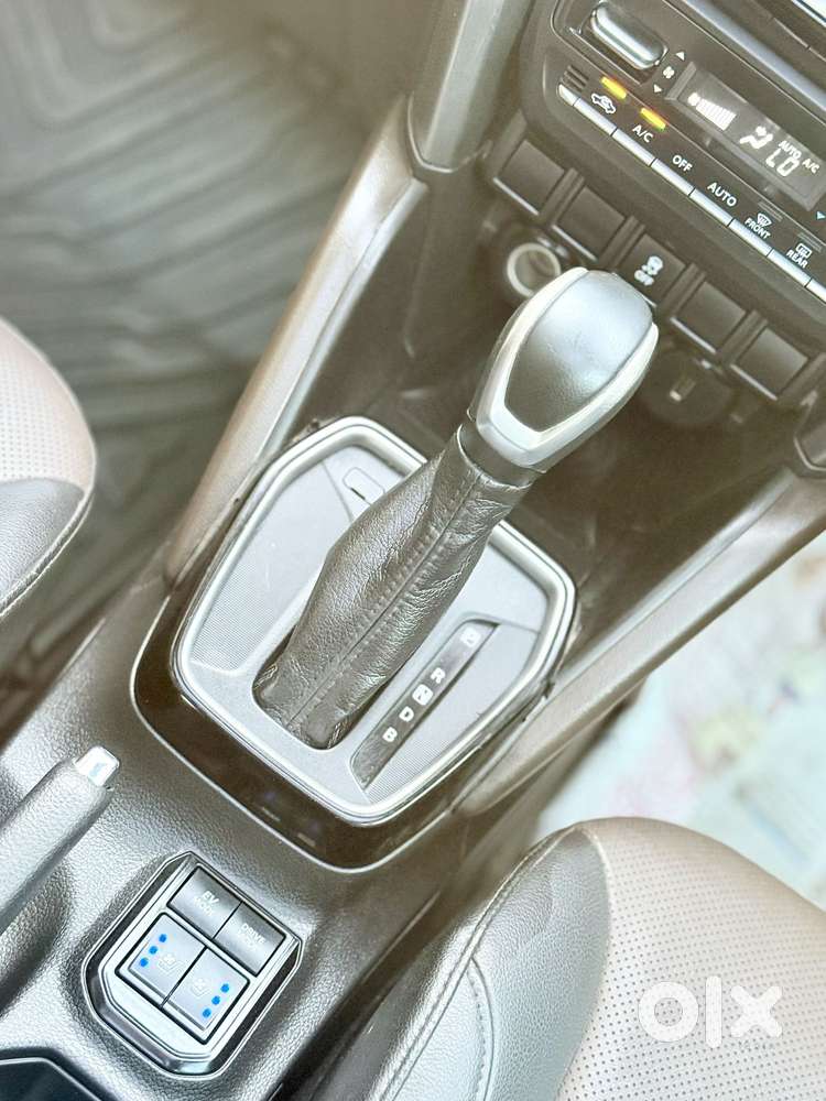 Toyota Urban Cruiser Hyryder 1.5 V Hybrid, 2023, Petrol