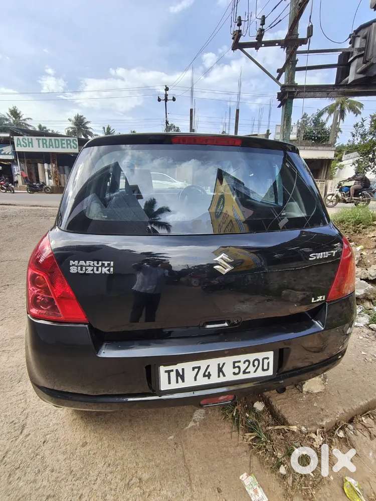 Maruti Suzuki Swift 2006 Petrol 97000 Km Driven