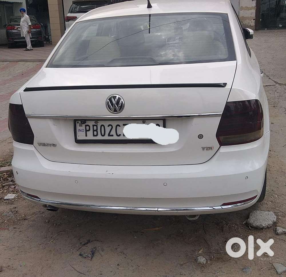 Volkswagen Diesel Automatic 2016 Car