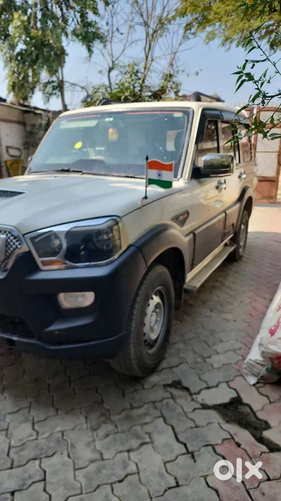 Mahindra Scorpio 2016 0111