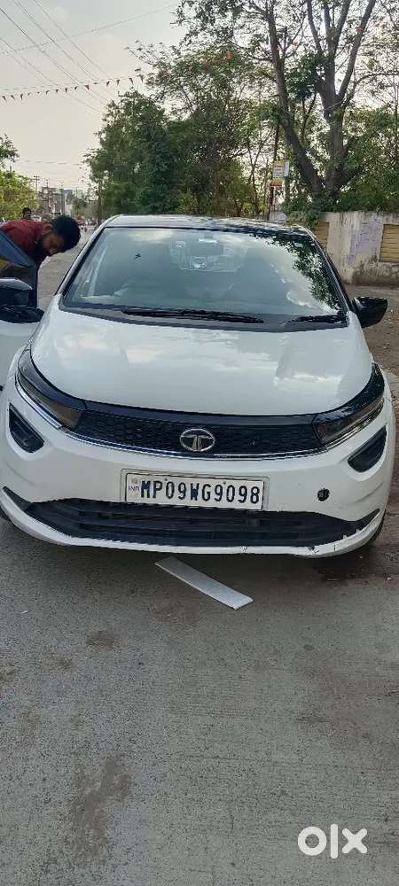 Tata Altroz 2022 Cng & Hybrids 100000 Km Driven