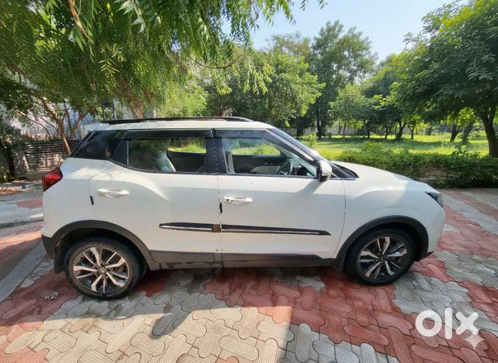 Mahindra Xuv300 2021 Petrol Well Maintained