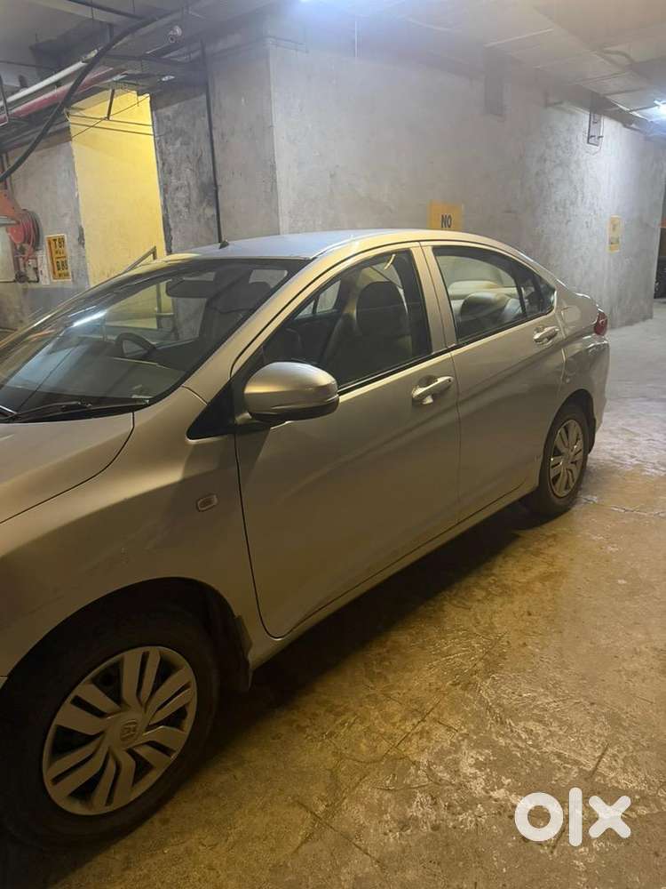 Showroom Condition Honda City 2014 (petrol, Manual) - 65000km Driven