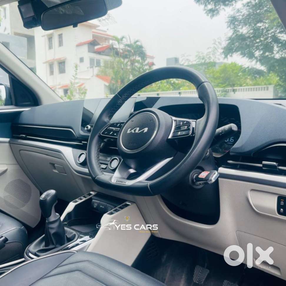 Kia Carens G1.5 6mt Gravity, 2025, Petrol