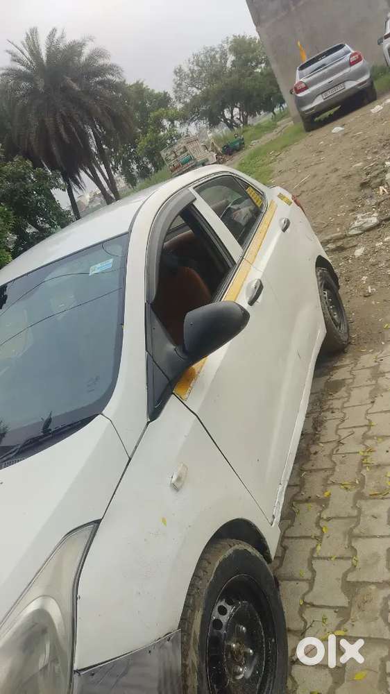 Hyundai Xcent 2018 Petrol