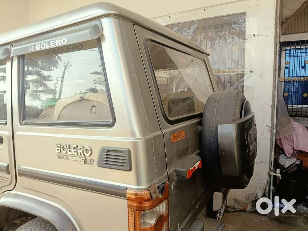 Mahindra Bolero Sle