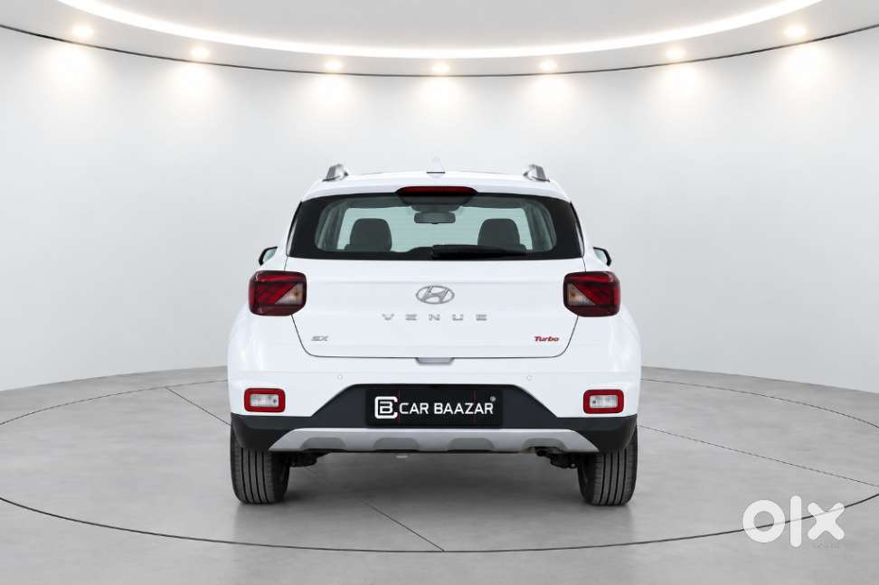 Hyundai Venue Sx Dual Tone Turbo, 2022, Petrol